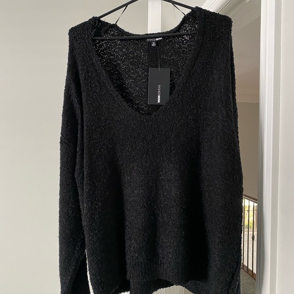 Fashion Nova off shoulder sweater - Picture 2 of 3
